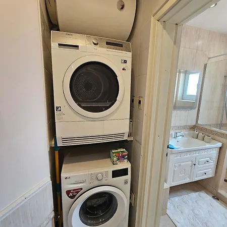 Opera - Classy - Center Of Town - 2 Bedroom דירה *