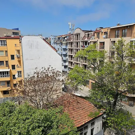 Opera - Classy - Center Of Town - 2 Bedroom * فارنا